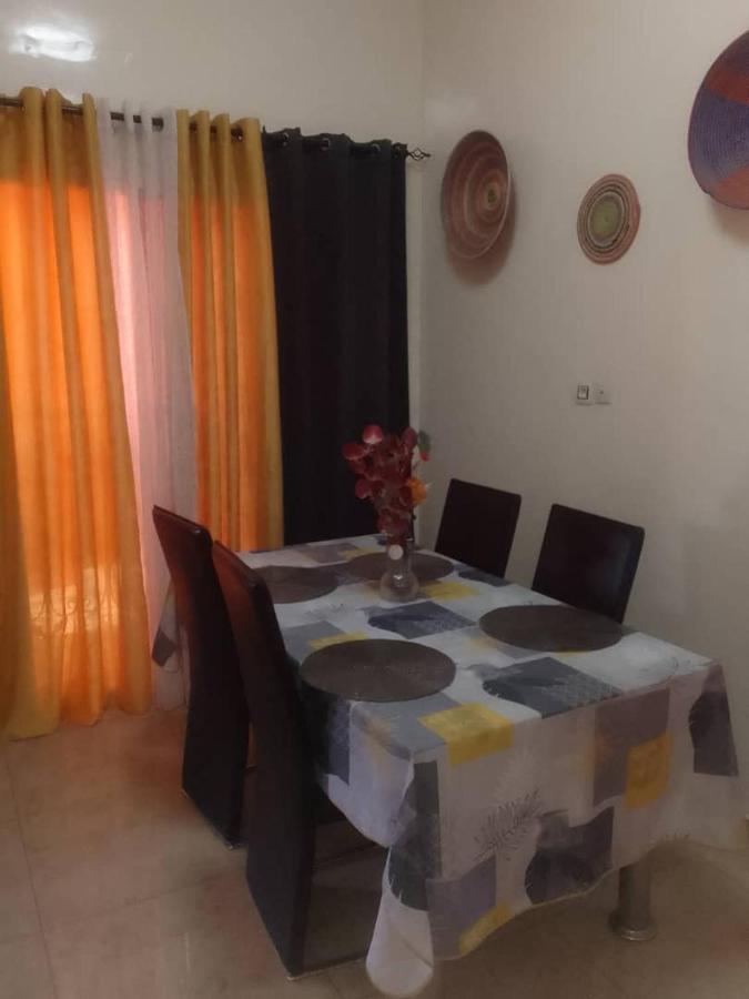 Villa Chez Julien Rufisque Dış mekan fotoğraf